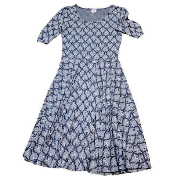 Lularoe Dresses | Lularoe Nicole Peacock Feather Dress M Fit And Flare Blue Gray Knit Fits Small | Color: Gray | Size: M | Sissyandbeth's Closet Lularoe Dresses | Lularoe Nicole Peacock Feather Dress M Fit And Flare Blue Gray Knit Fits Small | Color: Gray | Size: M | Sissyandbeth's Closet